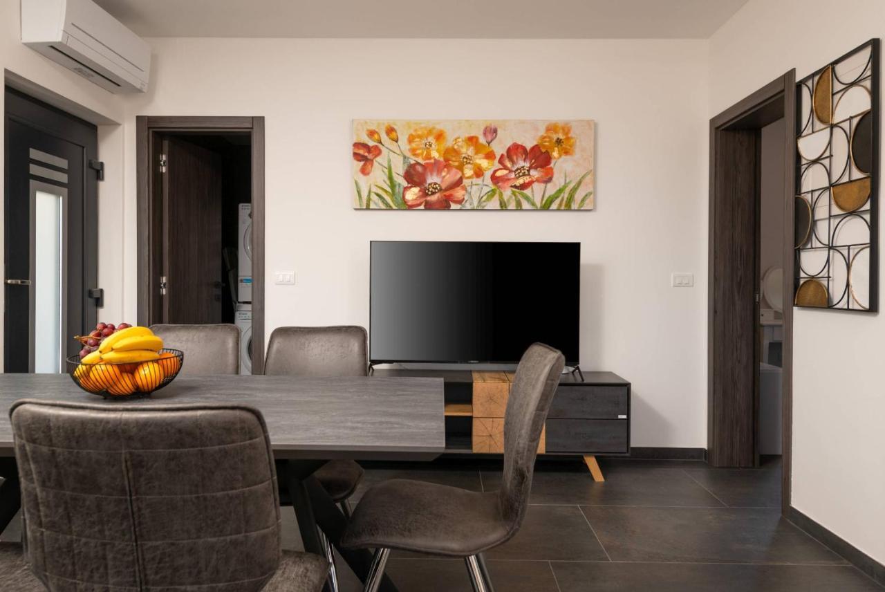 Villa Paradise Медулин Екстериор снимка